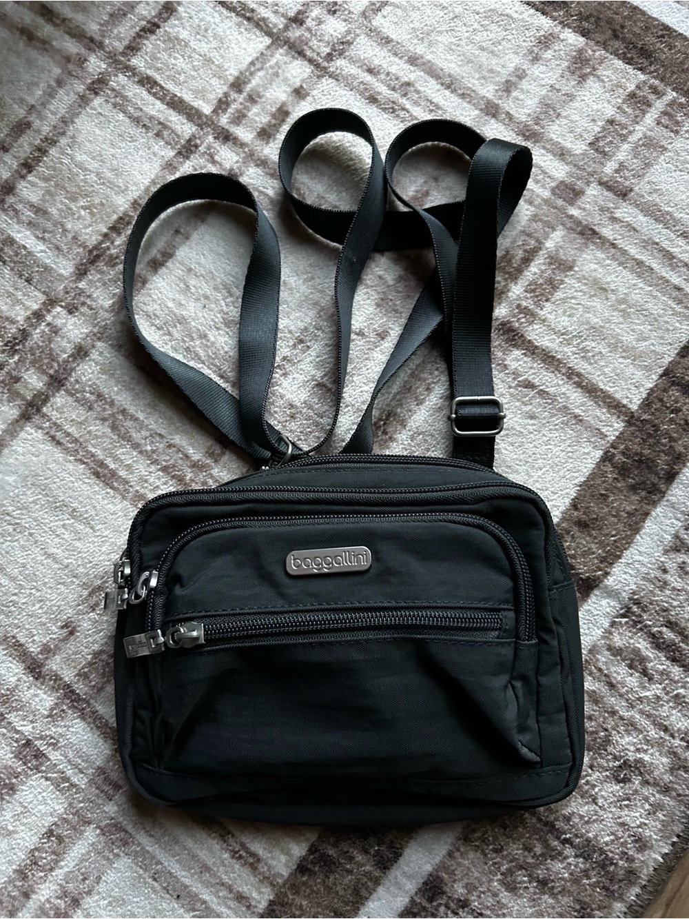Baggallini Triple Zip Convertible Crossbody & Belt Bag – Black with Pink Lining